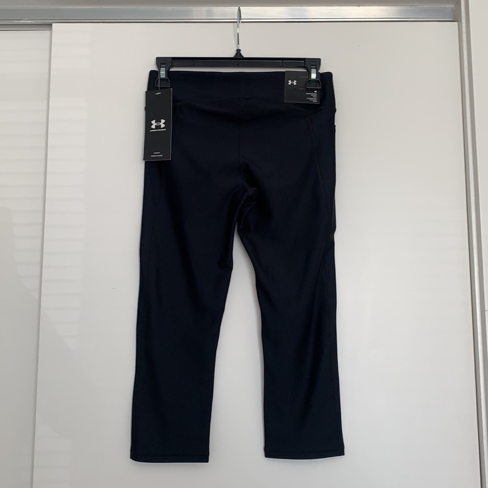 Under armour heat gear compression no slip waistband athletic capri leggings